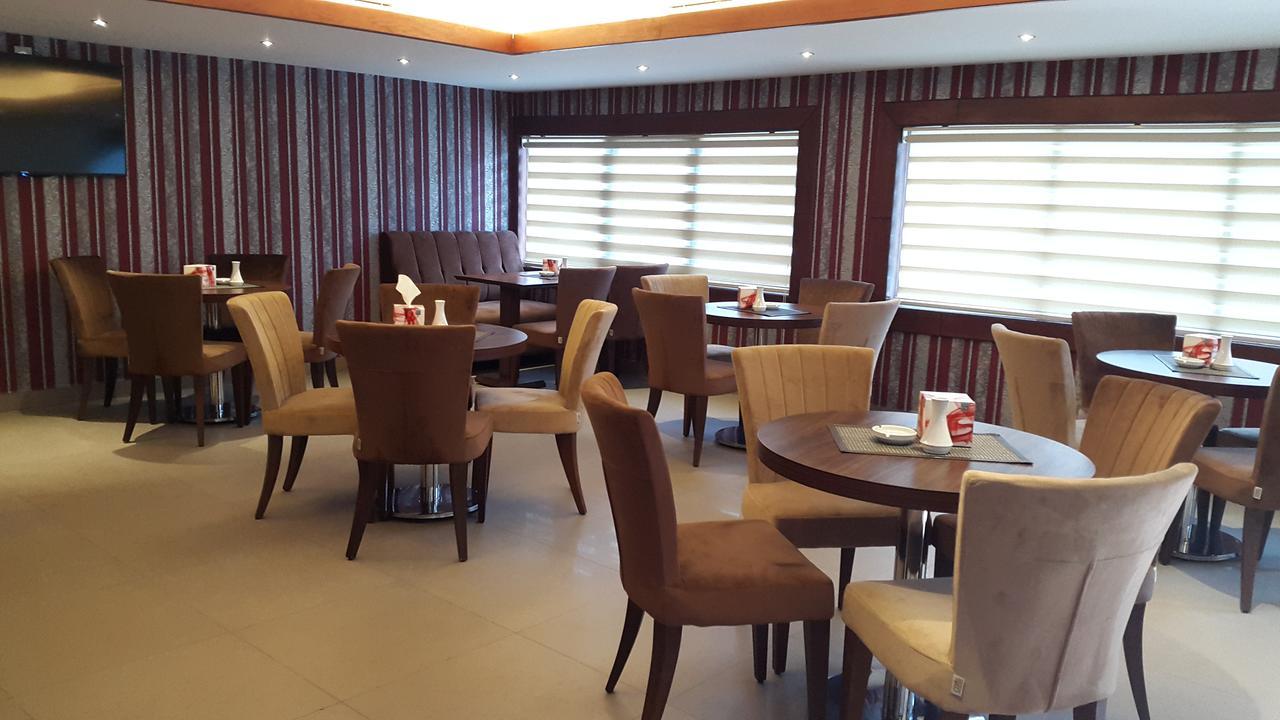President Hotel Amman Buitenkant foto