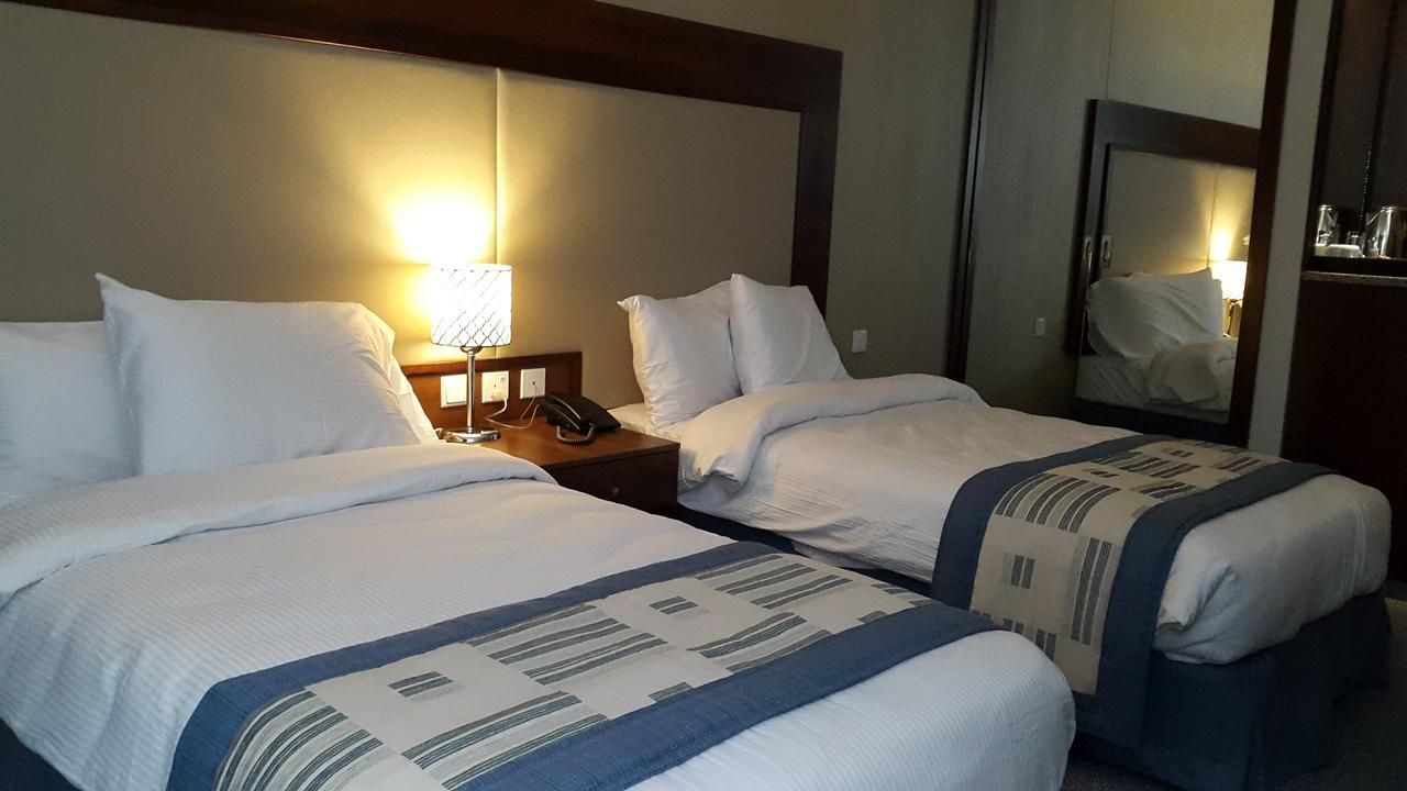 President Hotel Amman Buitenkant foto