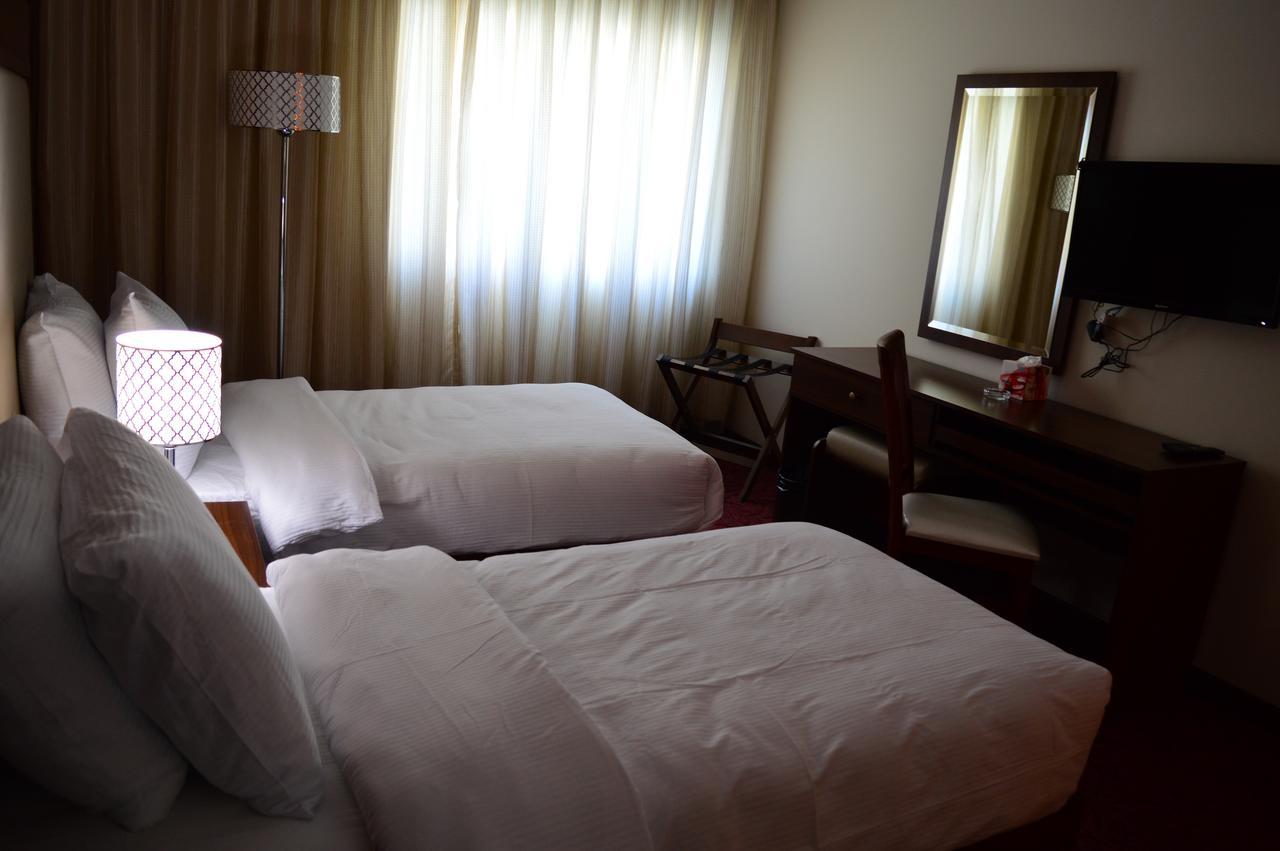 President Hotel Amman Buitenkant foto