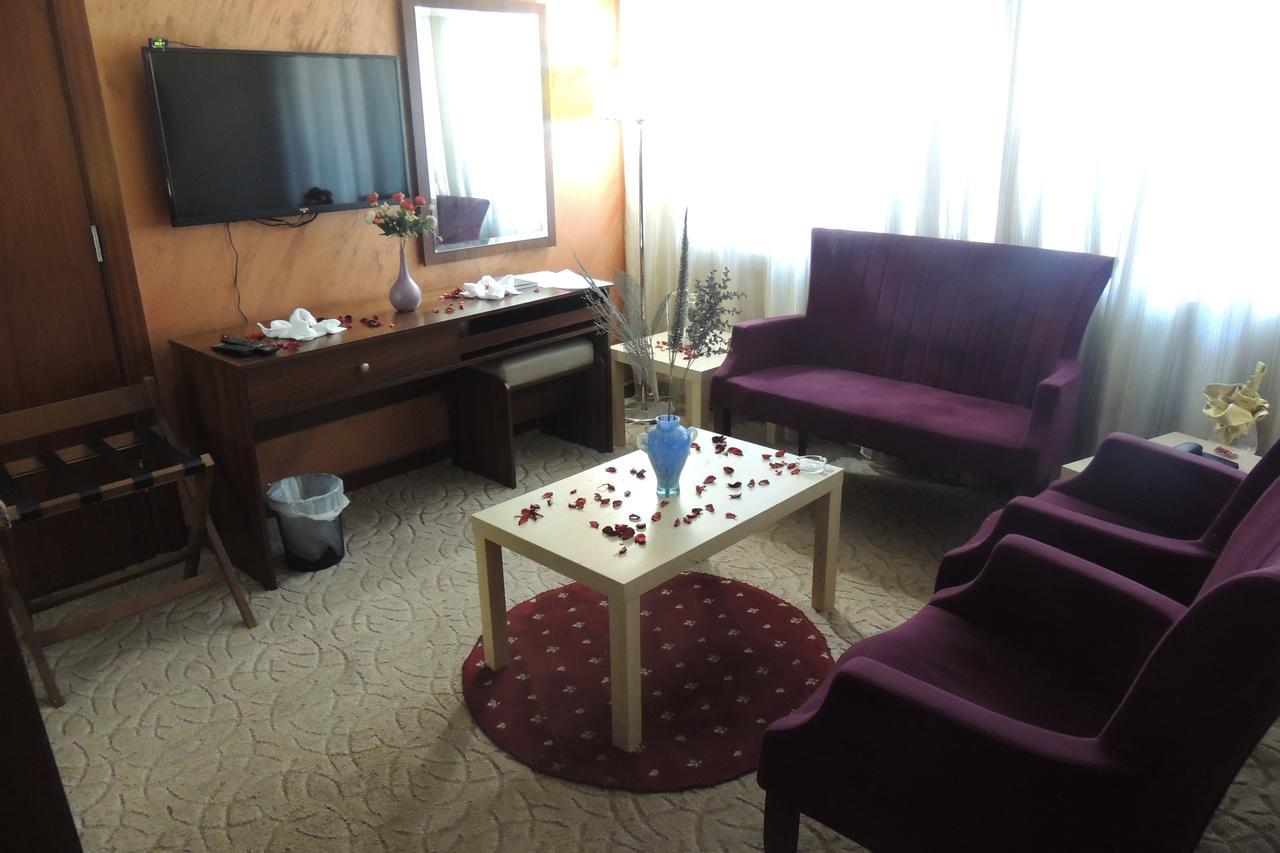 President Hotel Amman Buitenkant foto